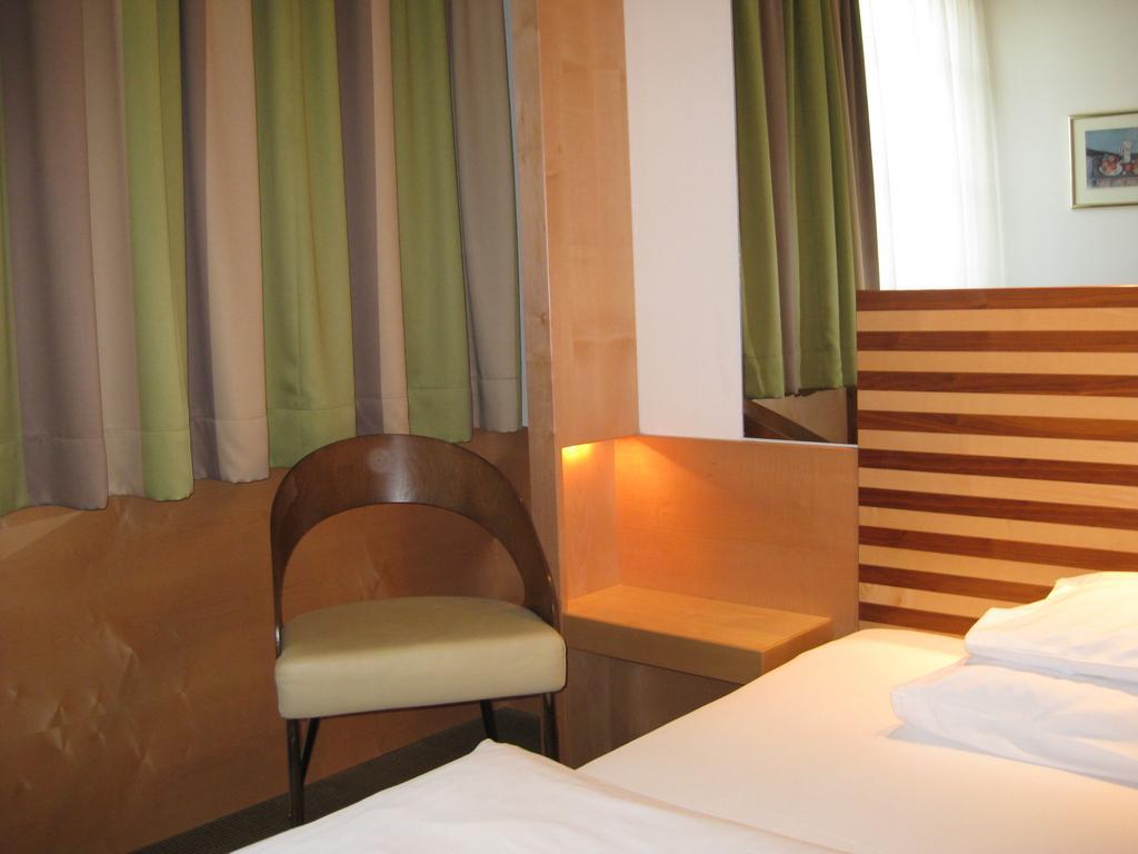 City Hotel Linz Exterior foto