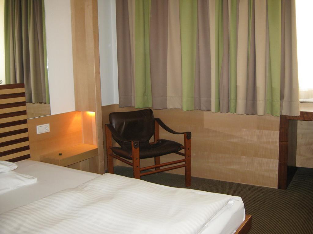 City Hotel Linz Exterior foto